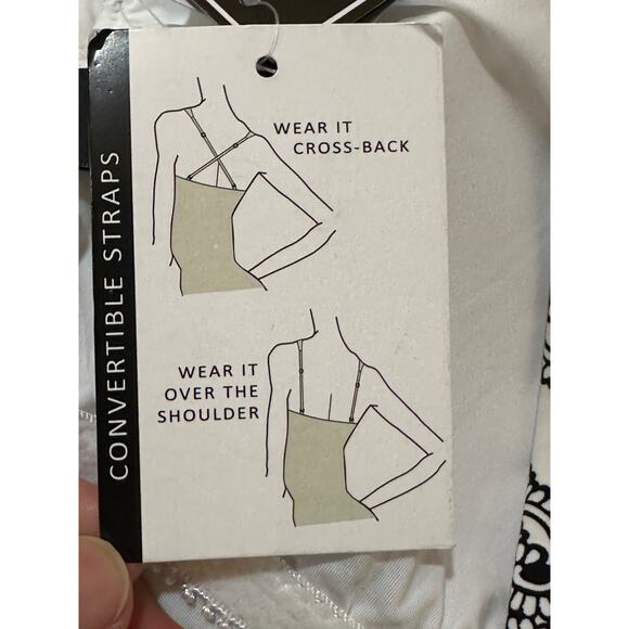 La Blanca Oasis Tile Strappy Back One-Piece Swimsuit White Black Size 14 NWT - Picture 13 of 15